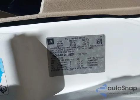 2017 Chevrolet Express 2500 Work Van z USA, uszkodzony, nr VIN 1GCWGAFFXH1342620